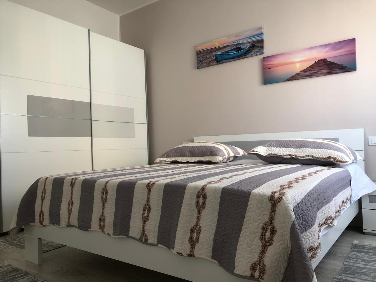 Apartment Batinica Sibenik Bagian luar foto