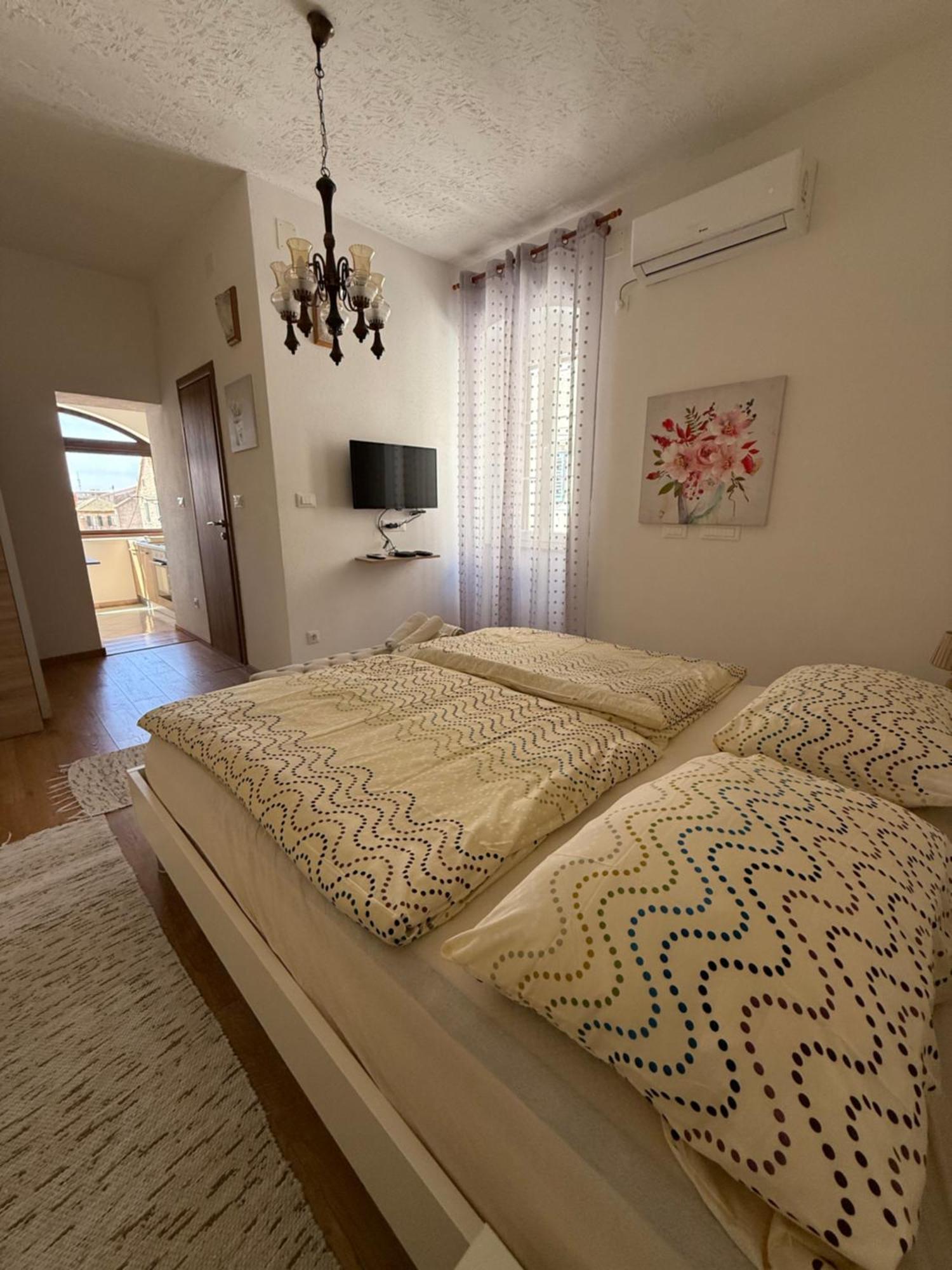 Apartment Batinica Sibenik Bagian luar foto