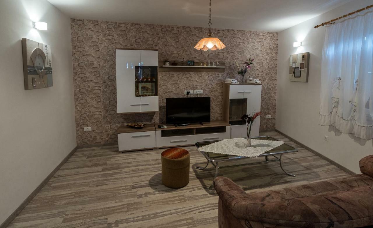 Apartment Batinica Sibenik Bagian luar foto